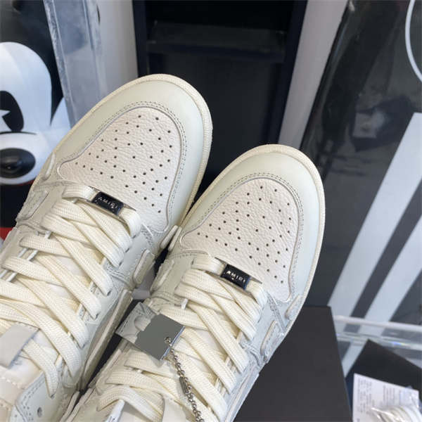 AMIR1 SNEAKERS