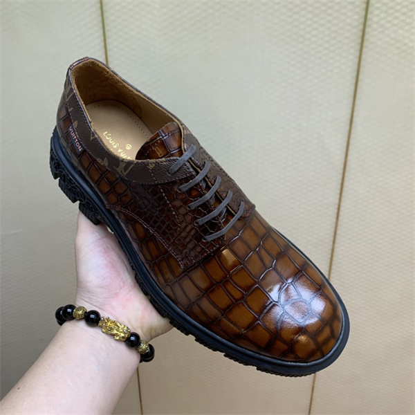 Lv Loafer 002