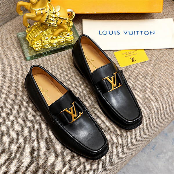 Lv Loafer 014