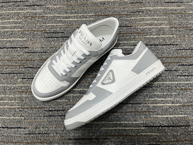 Pra*a leather sneaker 7