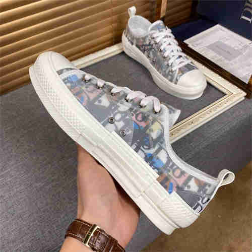 DR B23 OBLIQUE LOW TOP SNEAKERS