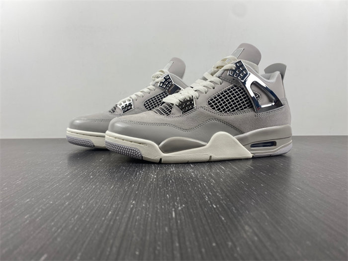 Jordan 4 Retro Frozen Moments AQ9129-001