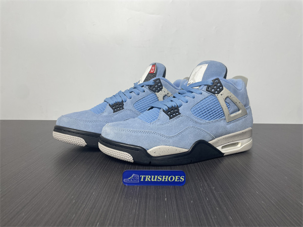 Jordan 4 Retro University Blue CT8527-400
