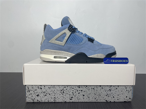 Jordan 4 Retro University Blue CT8527-400