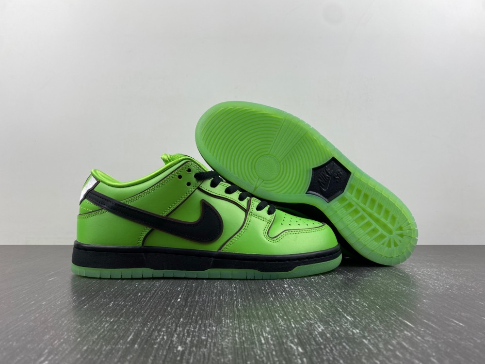 Nike SB Dunk Low x The Powerpuff Girls FZ8319-300