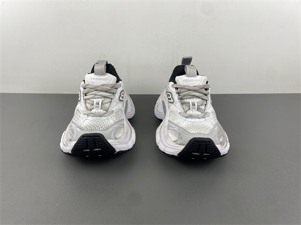 784342 w2mvz 9110 Ba*len*cia*ga 911