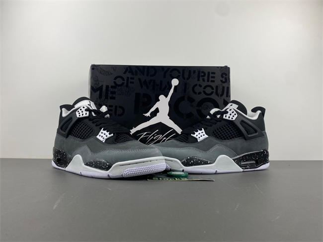 AIR JORDAN 4 RETRO  FQ8138-002