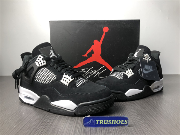 AIR JORDAN 4 RETRO 