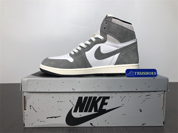 Jordan 1 Retro High OG Washed Black DZ5485-051