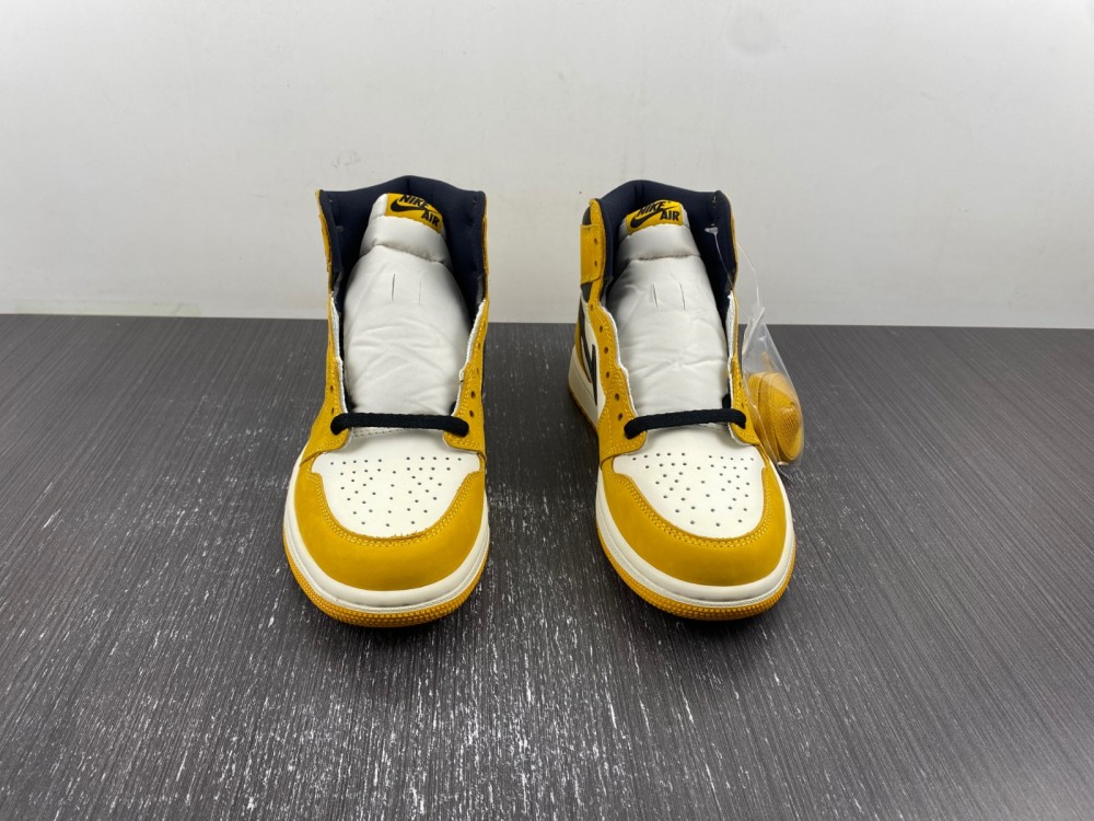 Jordan 1 Retro High Yellow Ochre  555088-109