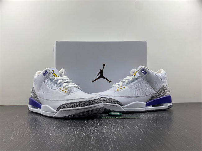 869802-907  Jordan 3/8 Retro 