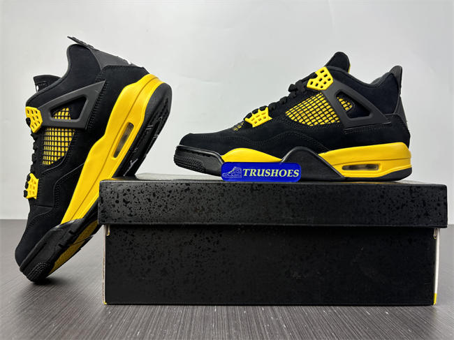 Jordan 4 Retro Thunder  308497-017