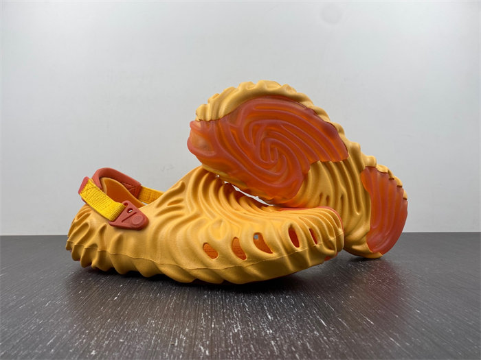 Cr*0*s pollex clog by salehe bembury cobbler 207393-837