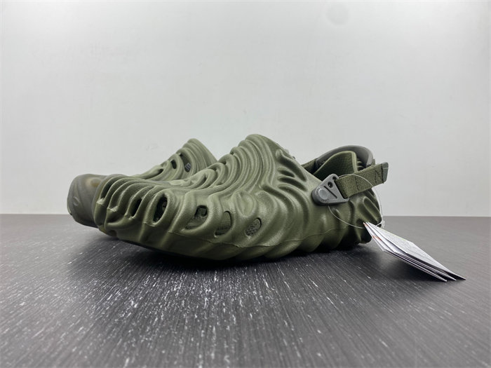 Cr*0*s pollex clog by salehe bembury cucumber 207393-309