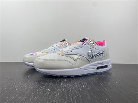 Nike Air Max 1 Unlock Your Space FN0608-101-