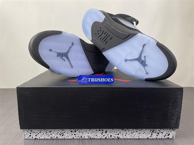 Air Jordan 5 “Black Metallic Reimagined” HF3975-001