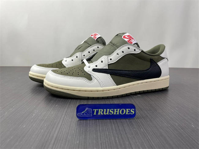 Travis Scott x Air Jordan 1 Low OG DM7866-200