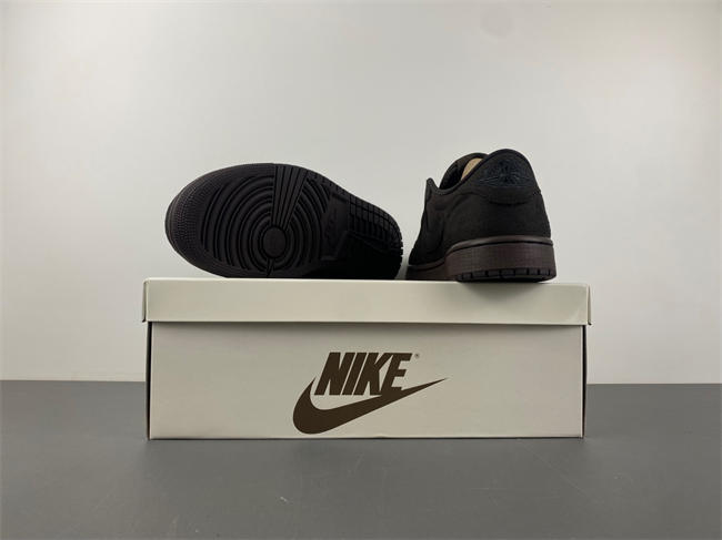 Travis Sco tt x Air Jordan 1 Low OG DM7866-202