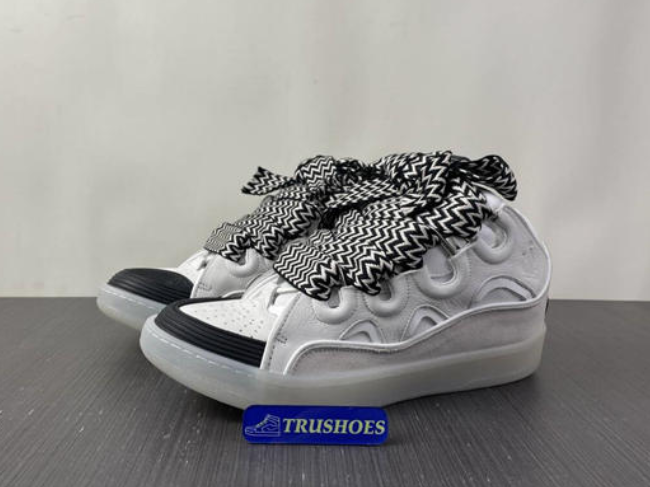 Lanvon Curb Sneaker 16