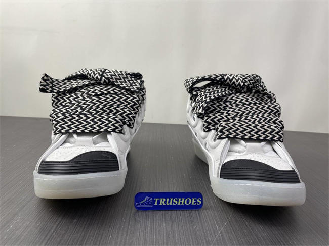 Lanvon Curb Sneaker 16