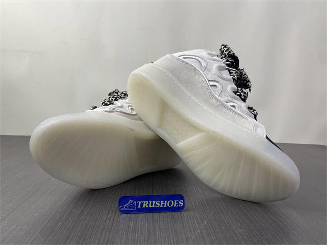 Lanvon Curb Sneaker 16