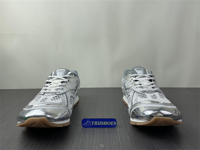 bo*te*ga Ve*ne*ta orbit surf 741357 v2x40 1425