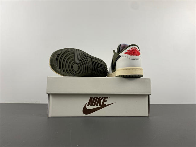 Jordan 1 Travis Scott DO5442-200 KID