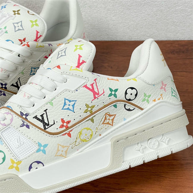 Lv Trainer Sneaker