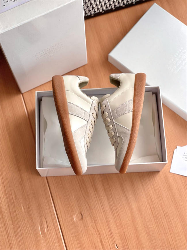 ma*s*n Ma*i*la sneaker