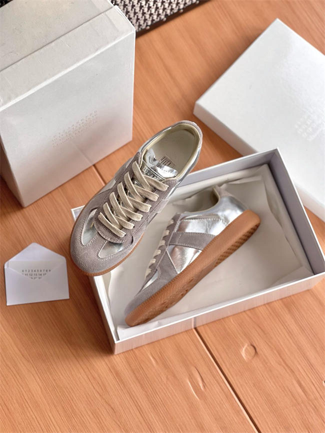 ma*s*n Ma*i*la sneaker