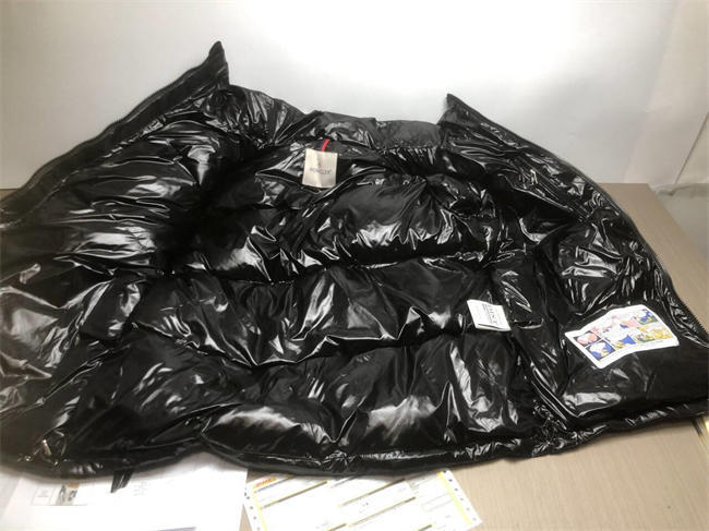 MONCLER 19FWMONTBELIARD