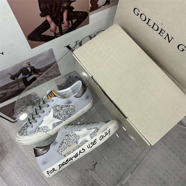 Golden Goose Sneaker