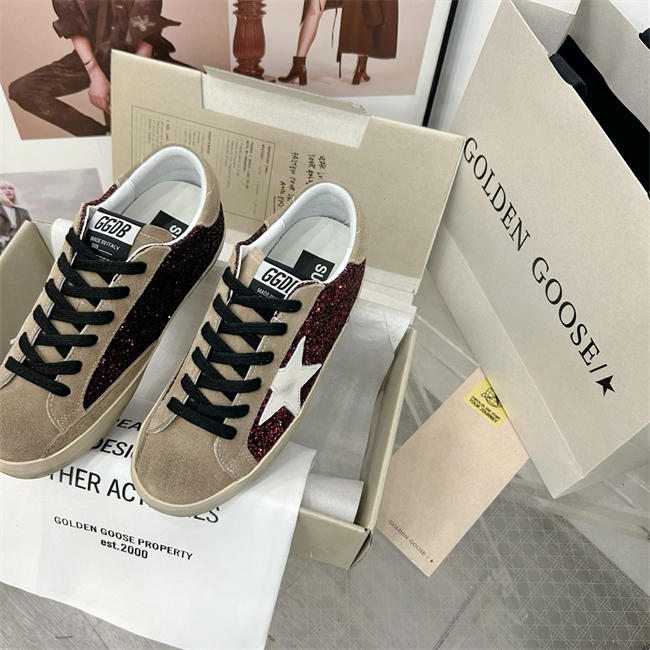 Golden Goose Sneaker