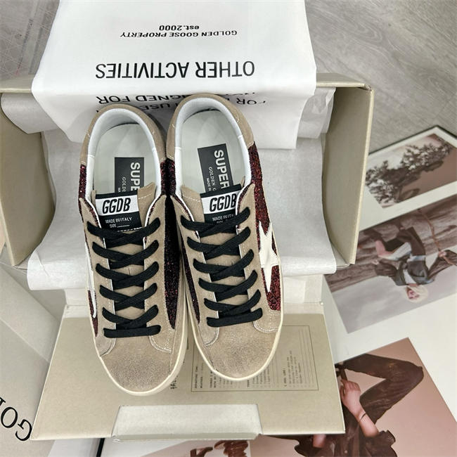 Golden Goose Sneaker