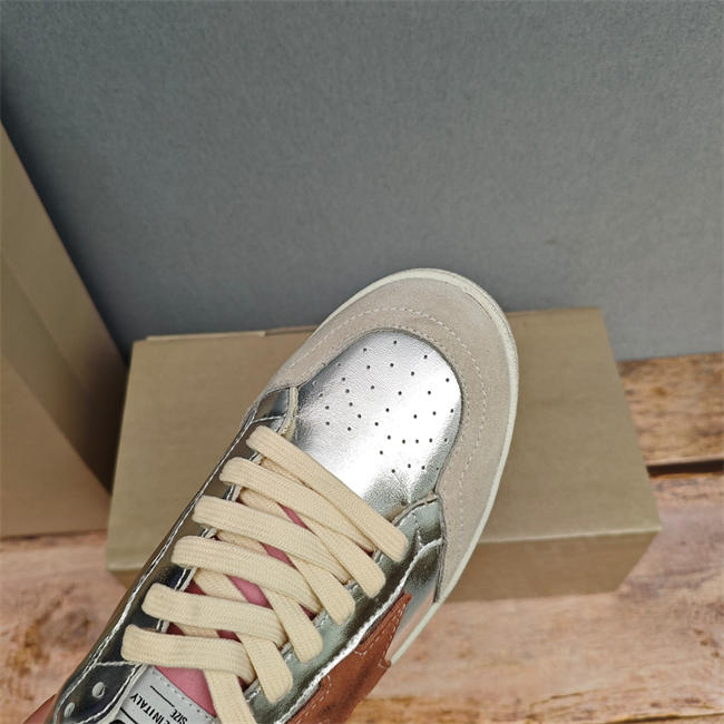 Golden Goose Sneaker