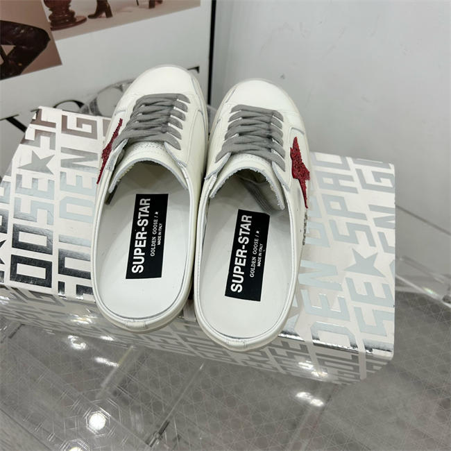 Golden Goose Sneaker