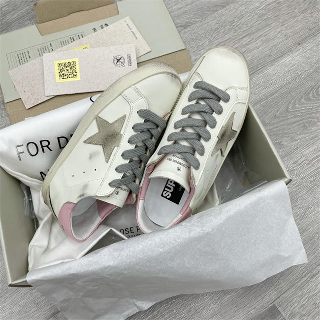 Golden Goose Sneaker