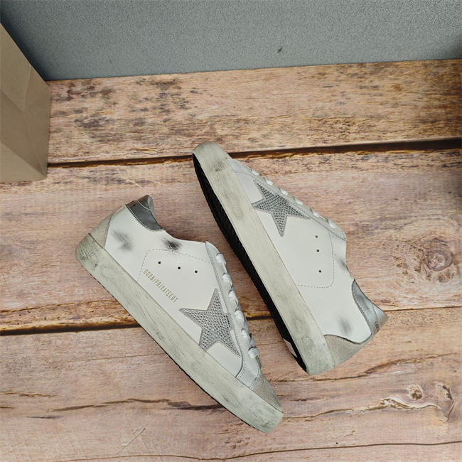 Golden Goose Sneaker