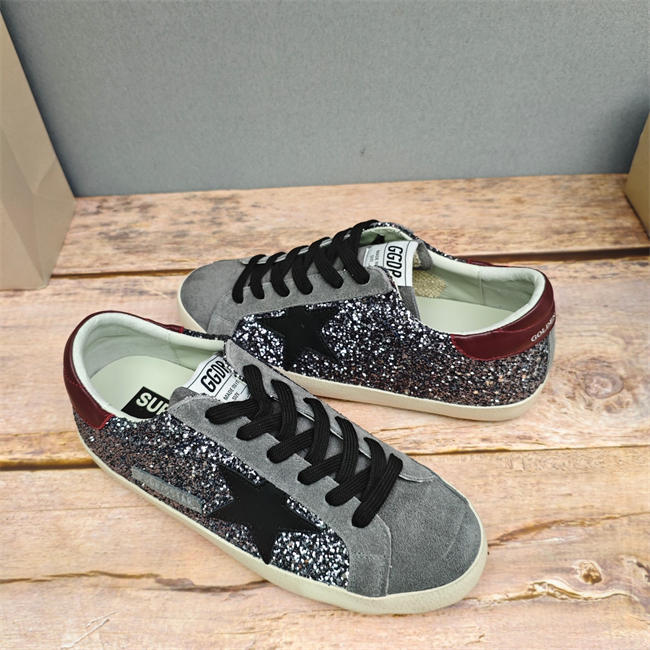 Golden Goose Sneaker
