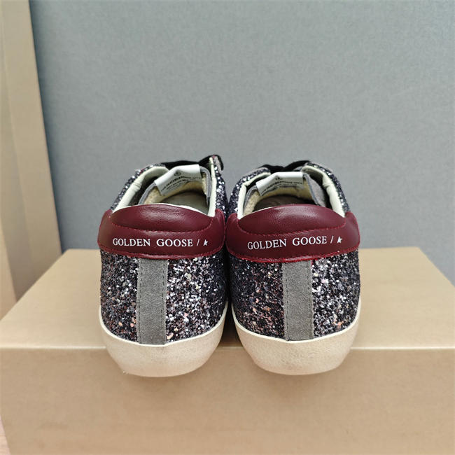 Golden Goose Sneaker